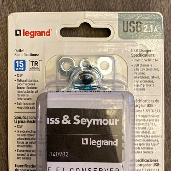 Dual Charger Electrical Outlet, 2 USB and Outlet - Picture 9 of 9